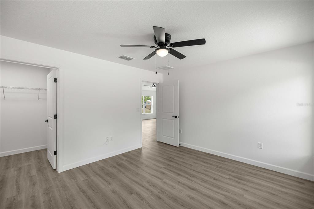 En Venta: $244,900 (3 camas, 2 baños, 1317 Pies cuadrados)
