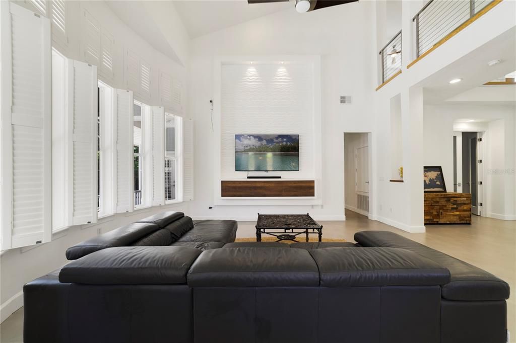 Activo con contrato: $1,899,000 (6 camas, 5 baños, 4026 Pies cuadrados)