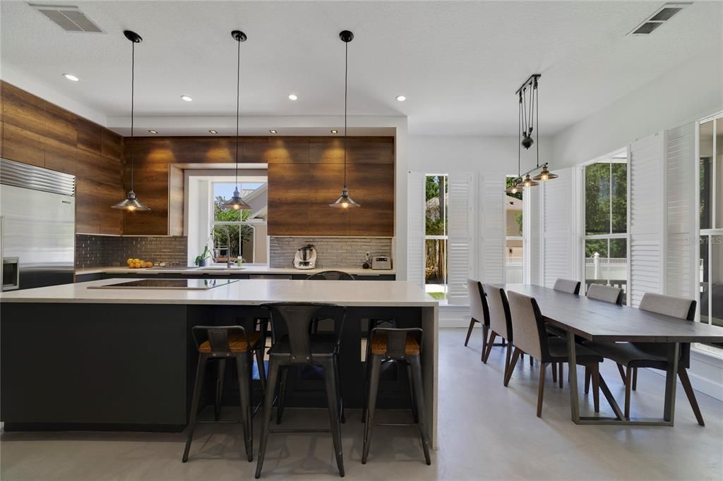 Activo con contrato: $1,899,000 (6 camas, 5 baños, 4026 Pies cuadrados)
