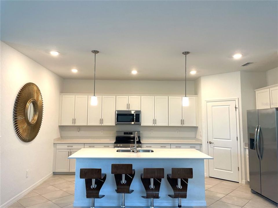 For Rent: $4,000 (4 beds, 3 baths, 2035 Square Feet)