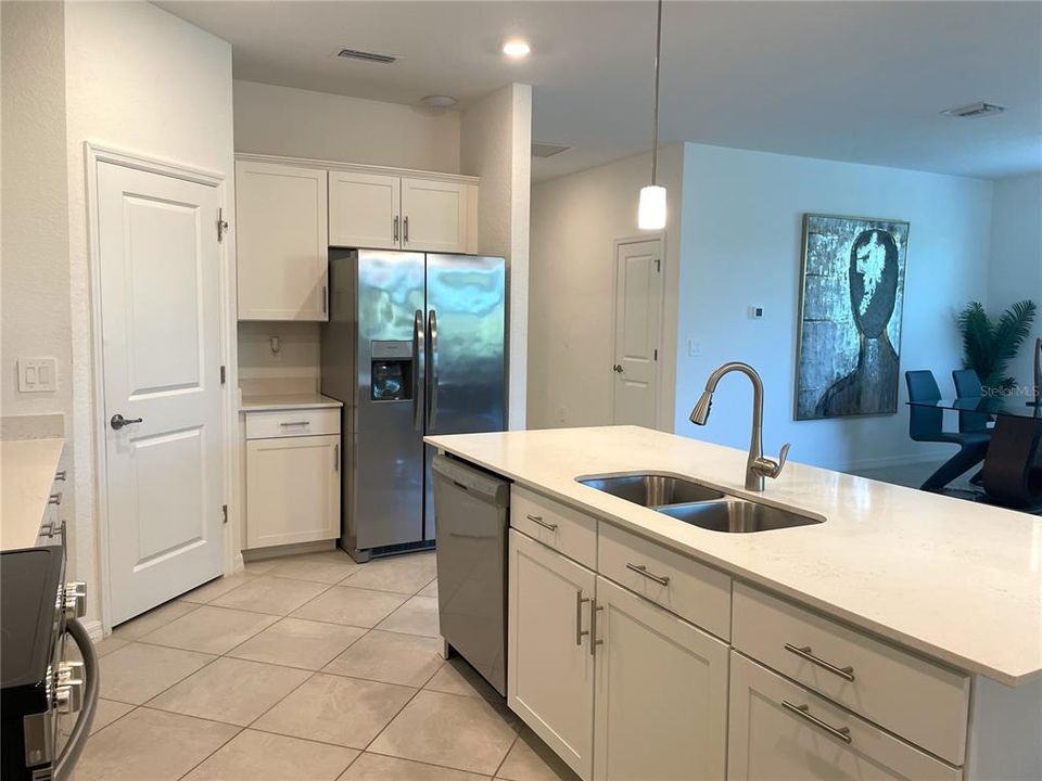 For Rent: $4,000 (4 beds, 3 baths, 2035 Square Feet)