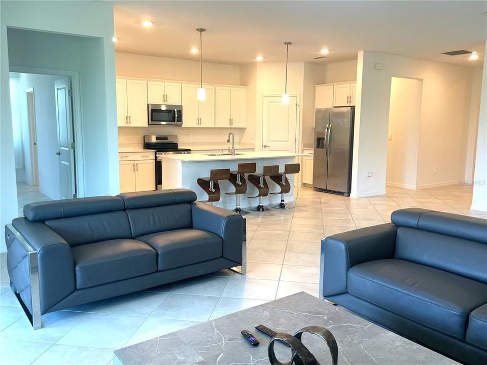 For Rent: $4,000 (4 beds, 3 baths, 2035 Square Feet)