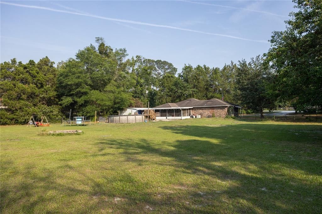 For Sale: $347,000 (3 beds, 3 baths, 1891 Square Feet)