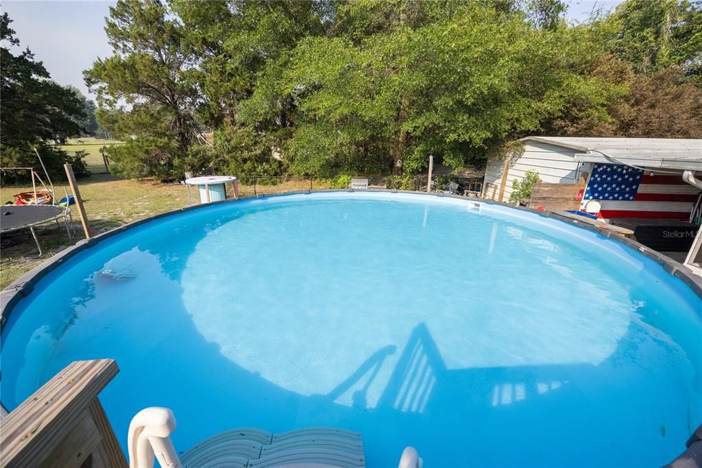 For Sale: $347,000 (3 beds, 3 baths, 1891 Square Feet)