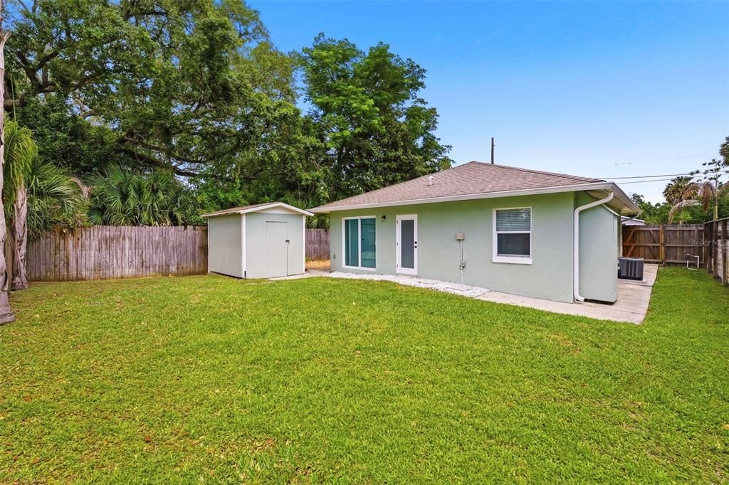 Active With Contract: $430,000 (2 beds, 2 baths, 1066 Square Feet)