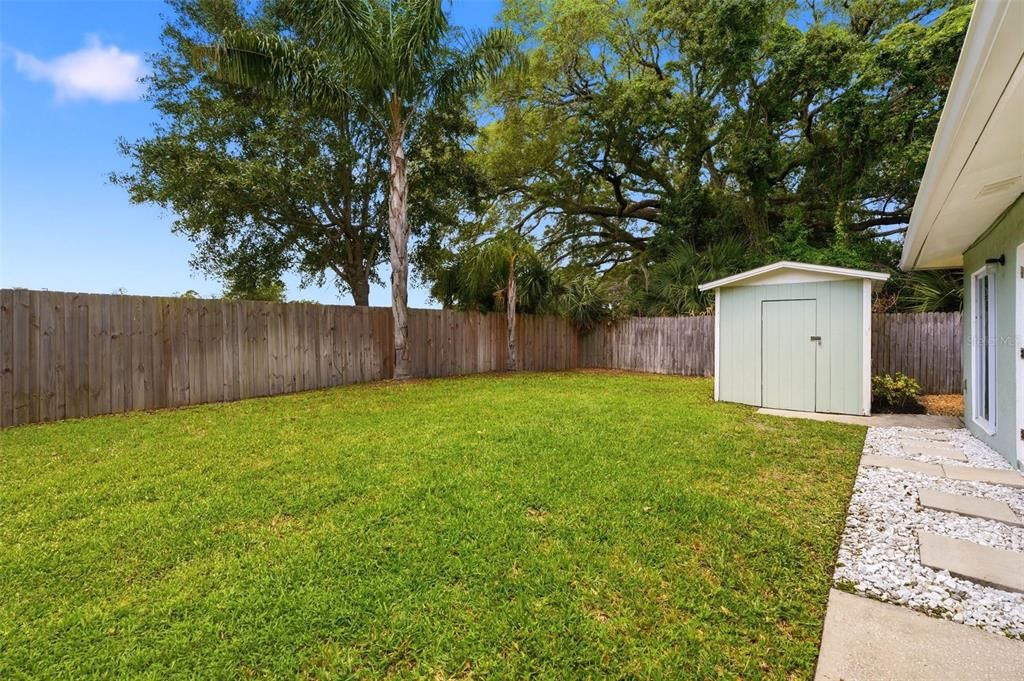 Active With Contract: $430,000 (2 beds, 2 baths, 1066 Square Feet)