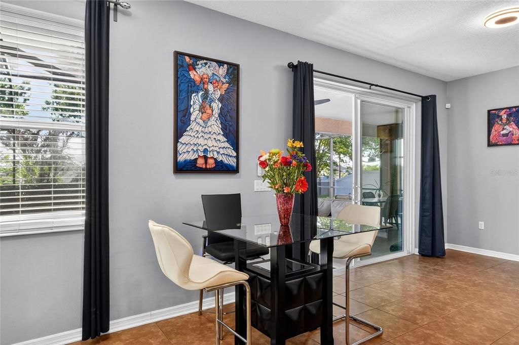 For Sale: $789,000 (5 beds, 3 baths, 5224 Square Feet)