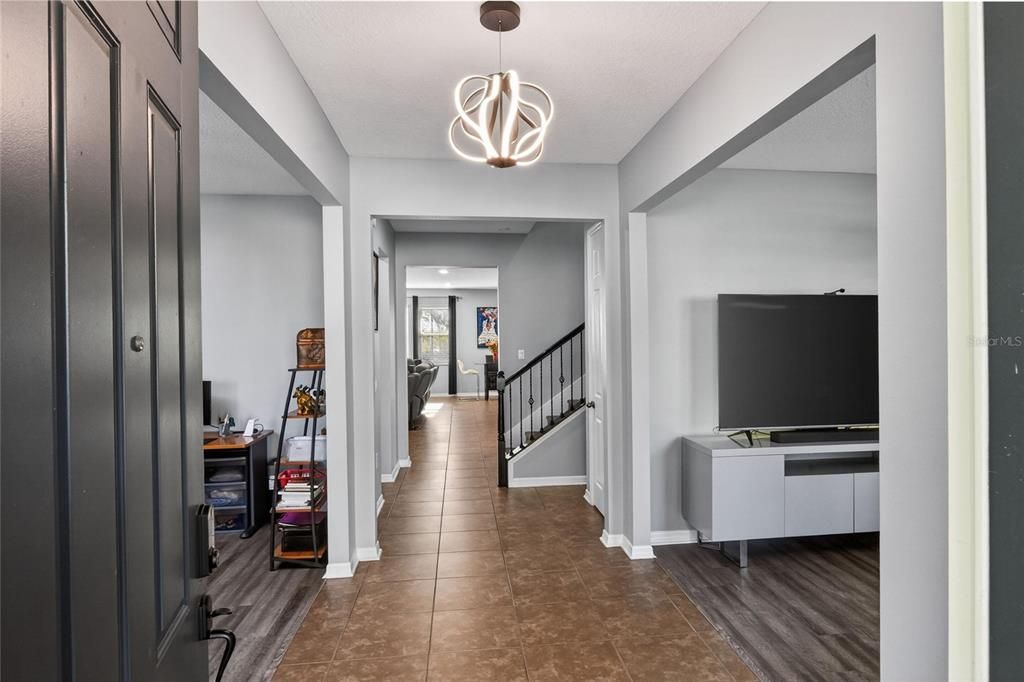 For Sale: $789,000 (5 beds, 3 baths, 5224 Square Feet)