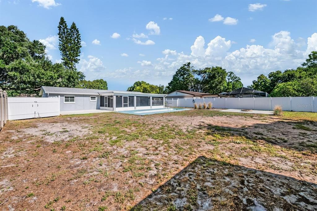 Activo con contrato: $368,000 (2 camas, 2 baños, 1074 Pies cuadrados)