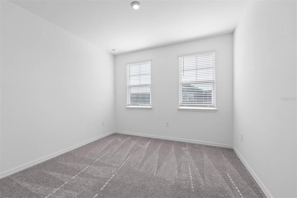 Active With Contract: $417,485 (4 beds, 3 baths, 2198 Square Feet)