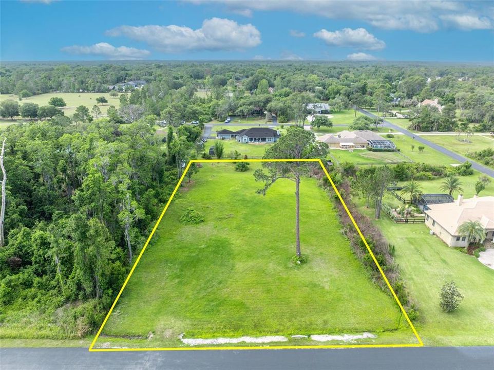 На продажу: $65,000 (1.02 acres)