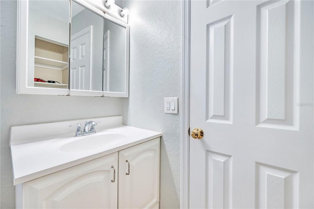 Active With Contract: $245,000 (3 beds, 2 baths, 1148 Square Feet)