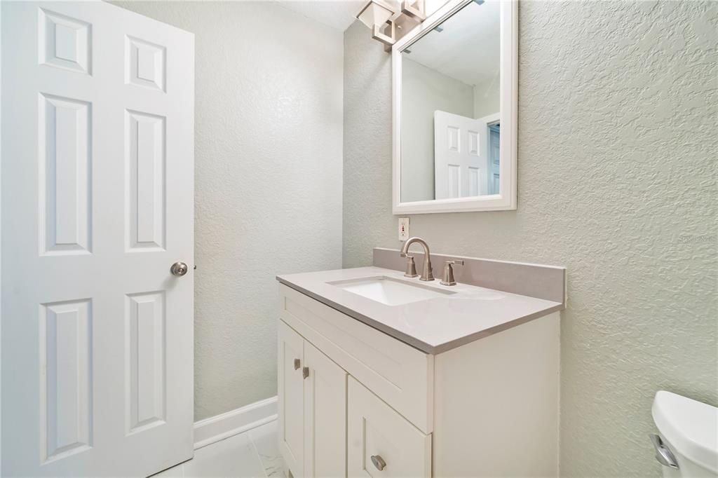Active With Contract: $245,000 (3 beds, 2 baths, 1148 Square Feet)