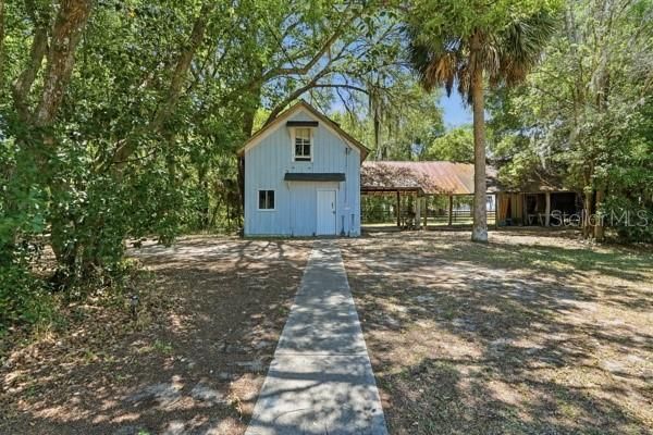 For Sale: $600,000 (4 beds, 3 baths, 3175 Square Feet)