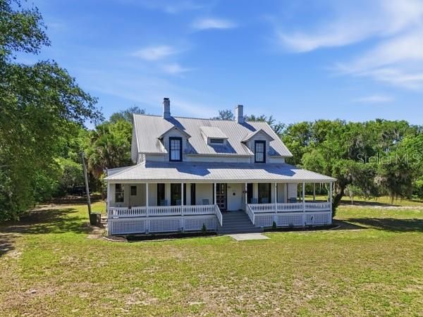 For Sale: $600,000 (4 beds, 3 baths, 3175 Square Feet)