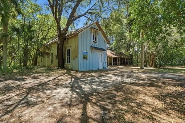 For Sale: $600,000 (4 beds, 3 baths, 3175 Square Feet)