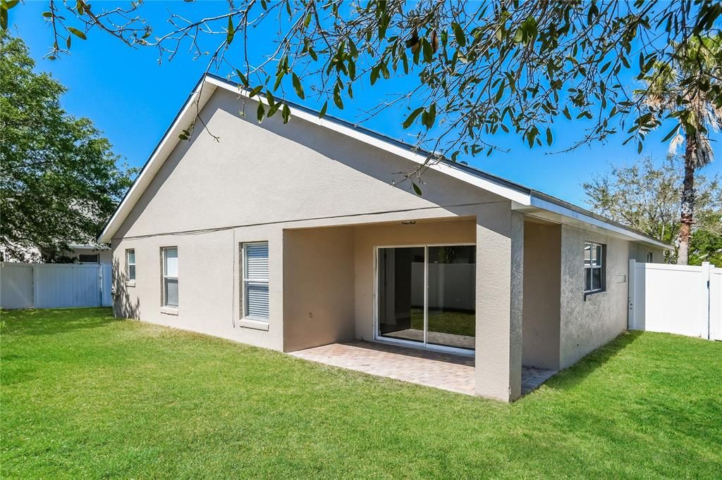 Active With Contract: $2,395 (3 beds, 2 baths, 1843 Square Feet)