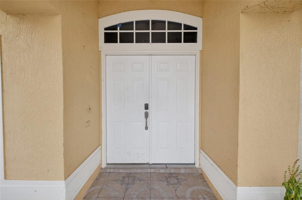 For Sale: $270,000 (4 beds, 2 baths, 2006 Square Feet)