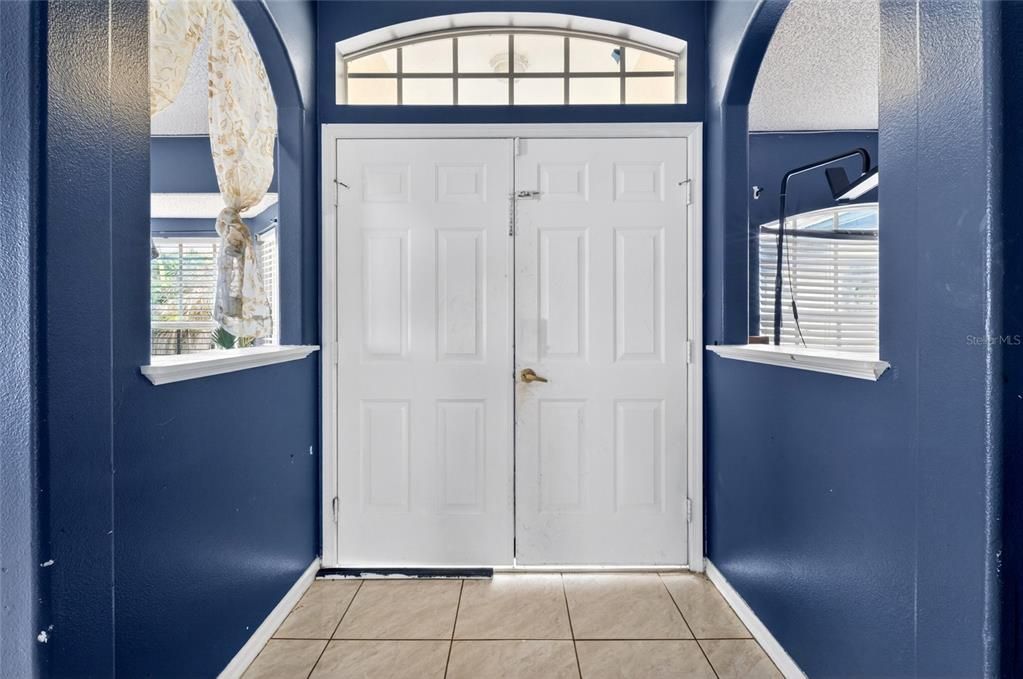 For Sale: $270,000 (4 beds, 2 baths, 2006 Square Feet)