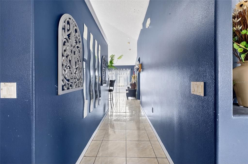 For Sale: $270,000 (4 beds, 2 baths, 2006 Square Feet)