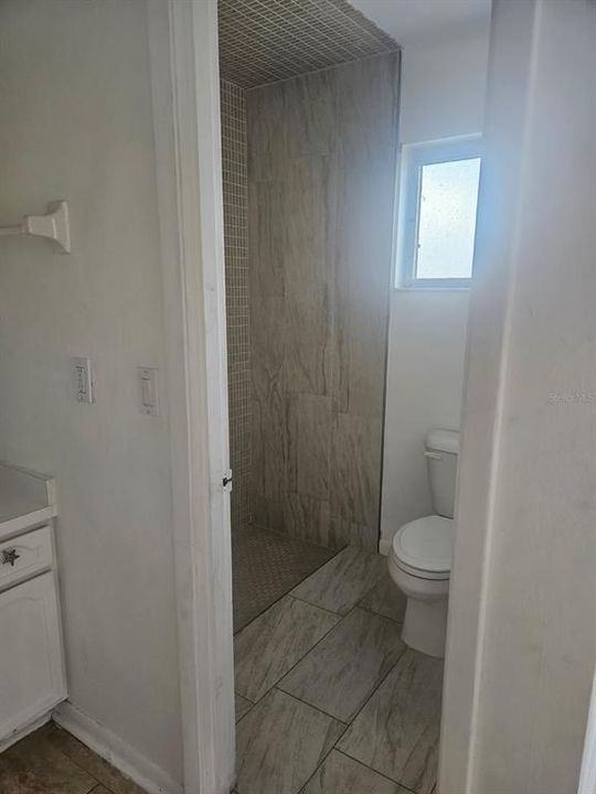 На продажу: $225,000 (3 спален, 2 ванн, 1364 Квадратных фут)