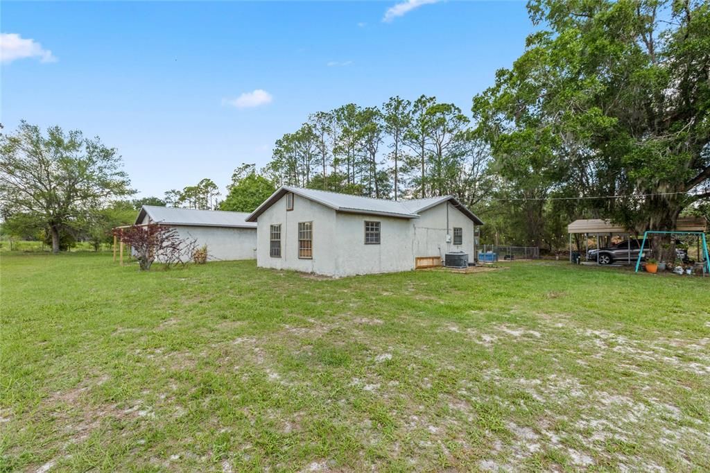 For Sale: $367,000 (3 beds, 2 baths, 1566 Square Feet)