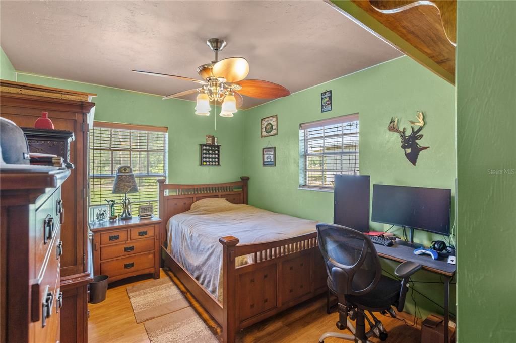 For Sale: $367,000 (3 beds, 2 baths, 1566 Square Feet)