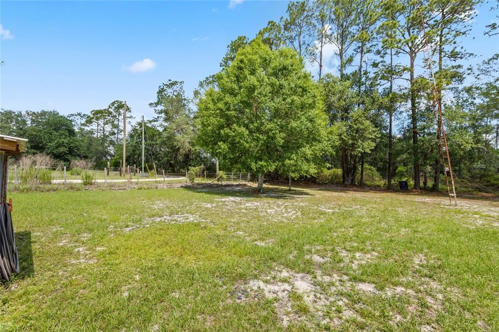 For Sale: $367,000 (3 beds, 2 baths, 1566 Square Feet)
