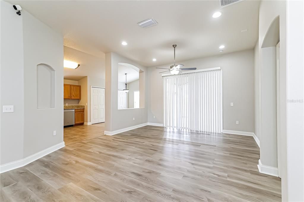For Rent: $1,815 (3 beds, 2 baths, 1310 Square Feet)