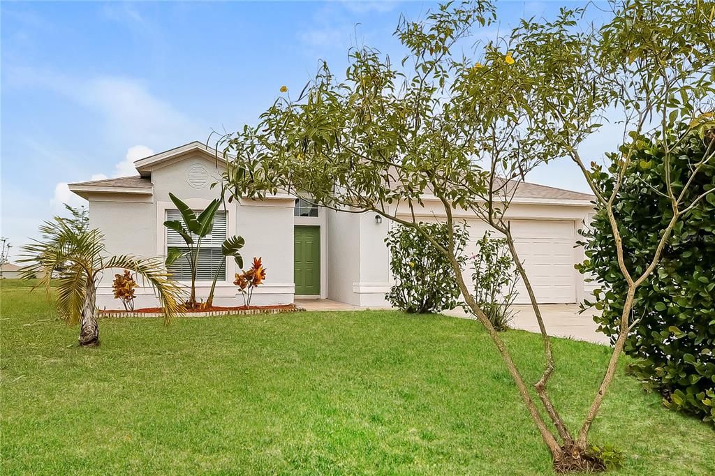 For Rent: $1,815 (3 beds, 2 baths, 1310 Square Feet)