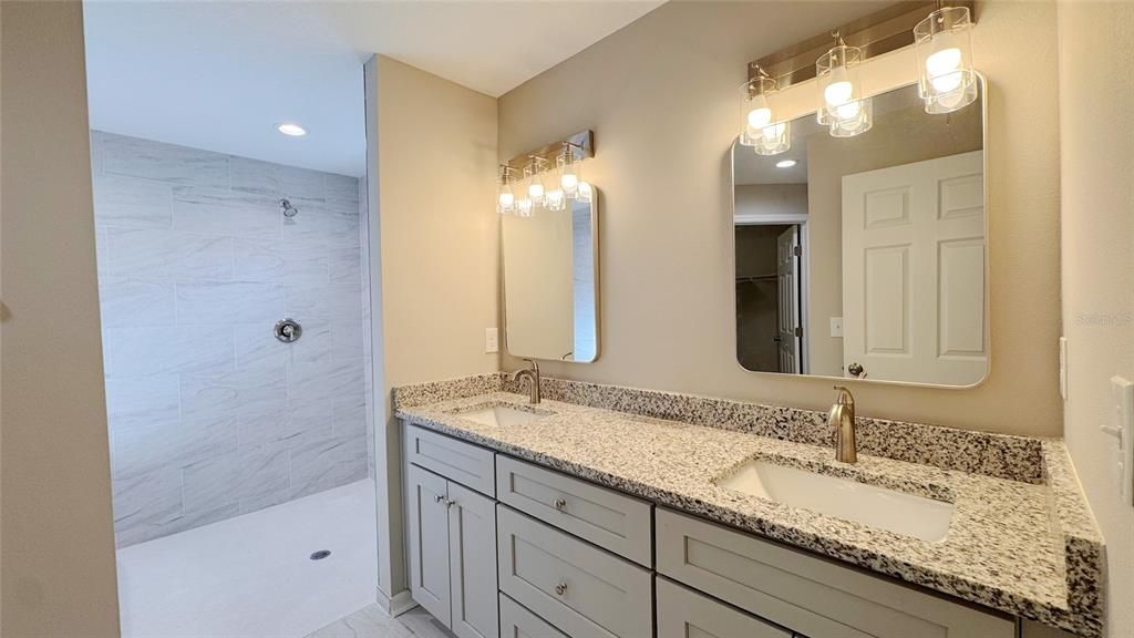 Active With Contract: $564,900 (4 beds, 3 baths, 2164 Square Feet)