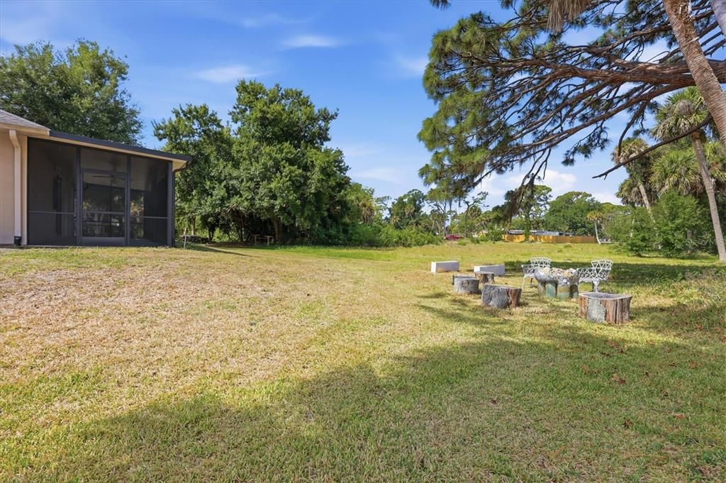 For Sale: $360,000 (1 beds, 1 baths, 625 Square Feet)