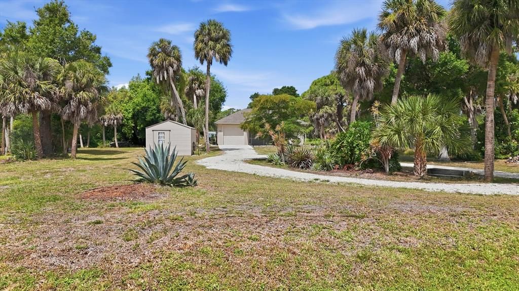 For Sale: $360,000 (1 beds, 1 baths, 625 Square Feet)