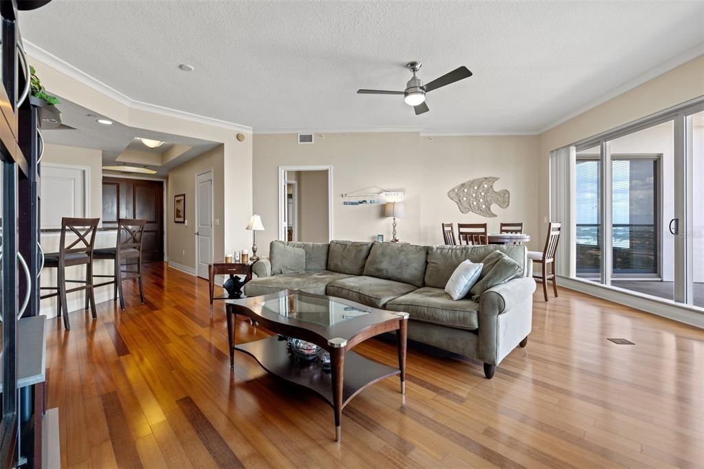 For Sale: $875,000 (2 beds, 2 baths, 1571 Square Feet)