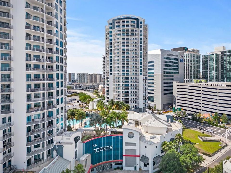 For Sale: $875,000 (2 beds, 2 baths, 1571 Square Feet)