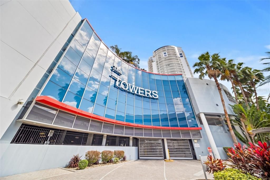 For Sale: $875,000 (2 beds, 2 baths, 1571 Square Feet)