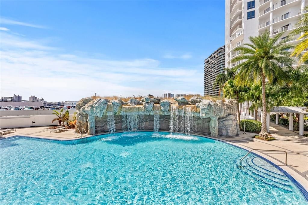For Sale: $875,000 (2 beds, 2 baths, 1571 Square Feet)
