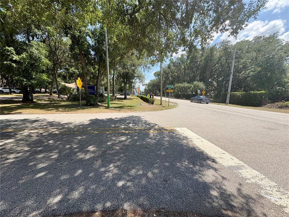 For Rent: $1,250 (1 beds, 1 baths, 1736 Square Feet)