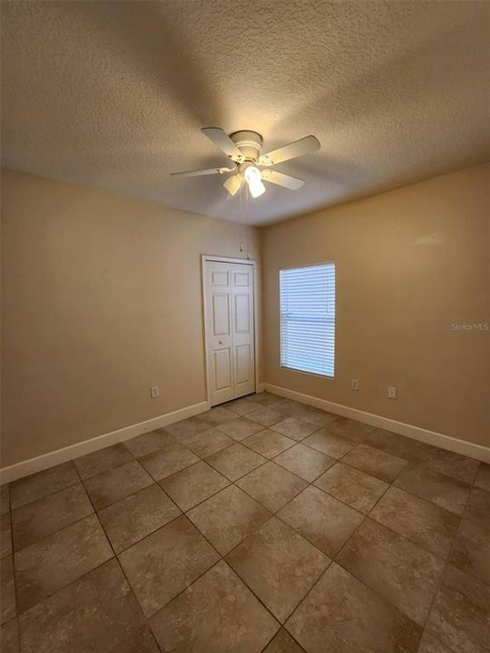 For Rent: $2,400 (4 beds, 2 baths, 1873 Square Feet)