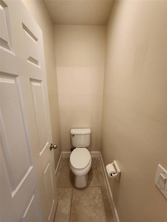 For Rent: $2,400 (4 beds, 2 baths, 1873 Square Feet)