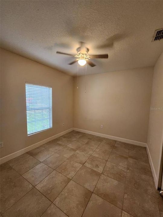 For Rent: $2,400 (4 beds, 2 baths, 1873 Square Feet)