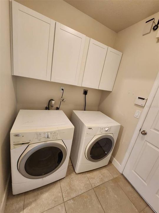 For Rent: $2,400 (4 beds, 2 baths, 1873 Square Feet)