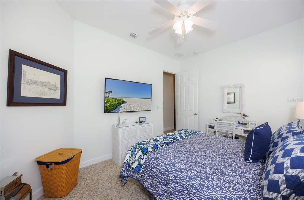 En Venta: $499,000 (2 camas, 2 baños, 2295 Pies cuadrados)
