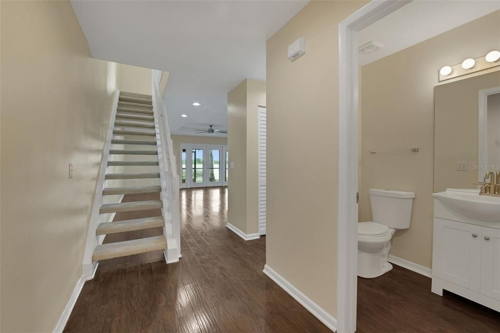 For Sale: $239,900 (3 beds, 2 baths, 1407 Square Feet)