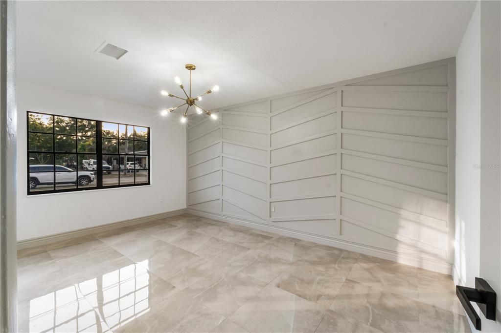 For Sale: $549,900 (3 beds, 2 baths, 1987 Square Feet)