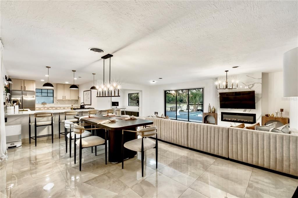 For Sale: $549,900 (3 beds, 2 baths, 1987 Square Feet)