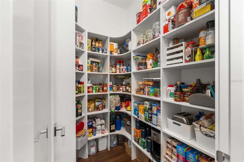 En Venta: $1,389,000 (4 camas, 4 baños, 3604 Pies cuadrados)