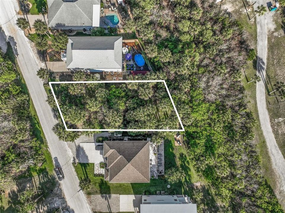 En Venta: $250,000 (0.18 acres)