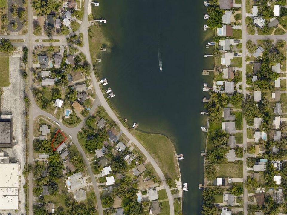 Activo con contrato: $144,990 (0.10 acres)