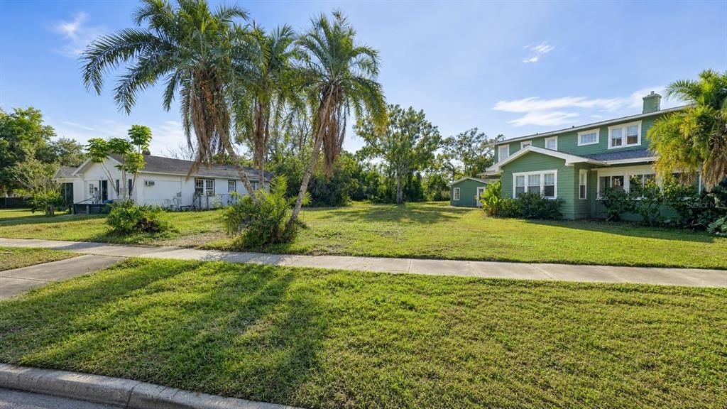 Activo con contrato: $144,990 (0.10 acres)